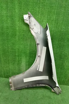 КРЫЛО НА NISSAN SKYLINE V35