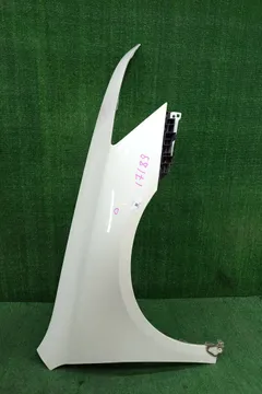 КРЫЛО НА HONDA INSPIRE UC1