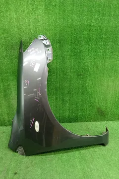 КРЫЛО НА TOYOTA COROLLA  AXIO NZE141