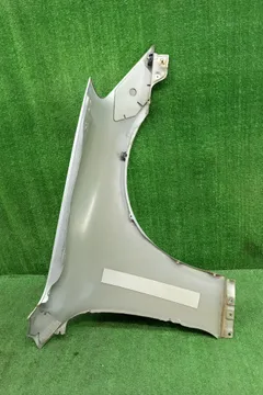 КРЫЛО НА NISSAN SKYLINE V35