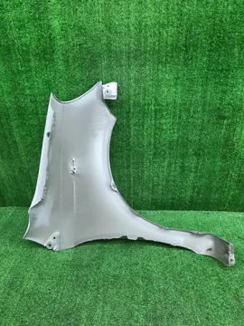 КРЫЛО НА TOYOTA VITZ SCP10