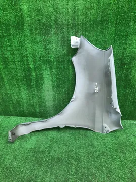 КРЫЛО НА TOYOTA VITZ SCP10