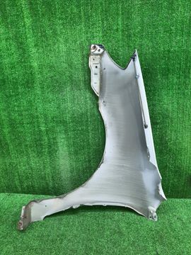КРЫЛО НА TOYOTA COROLLA NZE121