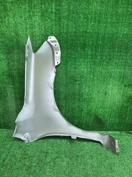КРЫЛО НА TOYOTA COROLLA FIELDER ZRE142G