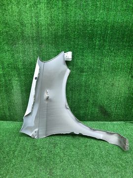 КРЫЛО НА TOYOTA VITZ SCP10