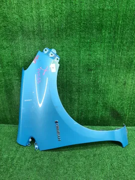 КРЫЛО НА TOYOTA AQUA NHP10