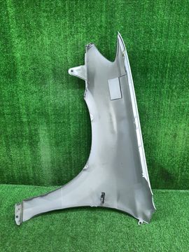 КРЫЛО НА MITSUBISHI AIRTREK CU2W
