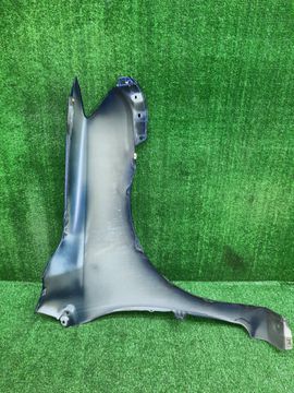 КРЫЛО НА TOYOTA COROLLA FIELDER ZRE142G