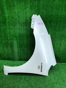 КРЫЛО НА TOYOTA PRIUS NHW20