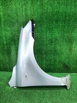 КРЫЛО НА MAZDA DEMIO DY3W