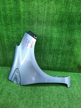КРЫЛО НА TOYOTA VITZ KSP130
