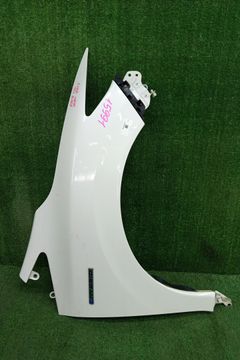 КРЫЛО НА HONDA JADE FR4
