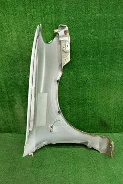 КРЫЛО НА NISSAN BLUEBIRD SYLPHY G10
