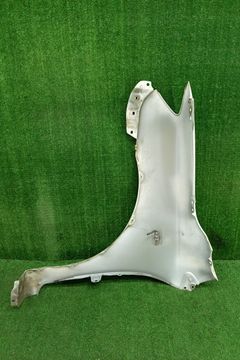 КРЫЛО НА TOYOTA COROLLA FIELDER ZRE142G