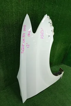 КРЫЛО НА TOYOTA COROLLA FIELDER NZE164G