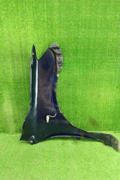 КРЫЛО НА TOYOTA COROLLA FIELDER ZRE142G