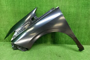 КРЫЛО НА NISSAN SERENA FC28