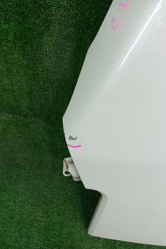 КРЫЛО НА NISSAN SERENA TC24