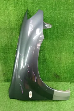 КРЫЛО НА MITSUBISHI AIRTREK CU2W