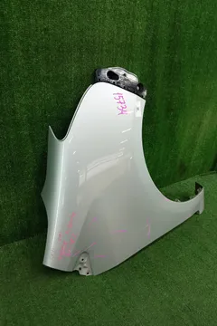 КРЫЛО НА TOYOTA PASSO SETTE M502E