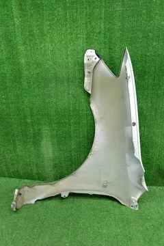 КРЫЛО НА TOYOTA COROLLA NZE121