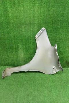 КРЫЛО НА TOYOTA VITZ SCP90