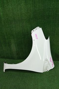 КРЫЛО НА TOYOTA VITZ KSP130