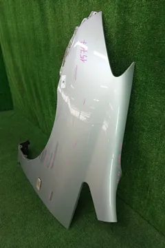 КРЫЛО НА TOYOTA COROLLA SPACIO NZE121N