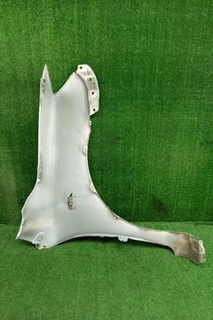 КРЫЛО НА TOYOTA COROLLA FIELDER ZRE142G