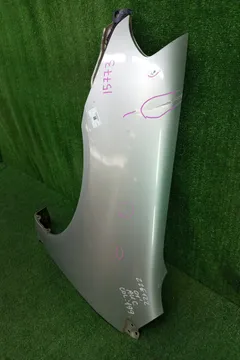 КРЫЛО НА TOYOTA COROLLA NZE121