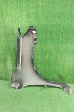 КРЫЛО НА TOYOTA COROLLA FIELDER ZRE142G