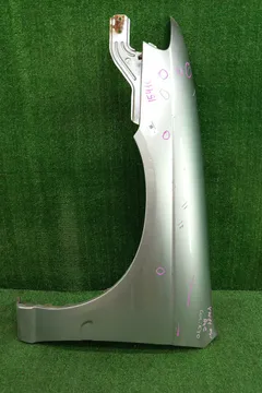 КРЫЛО НА NISSAN AVENIR W11