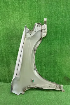 КРЫЛО НА NISSAN PRIMERA P12