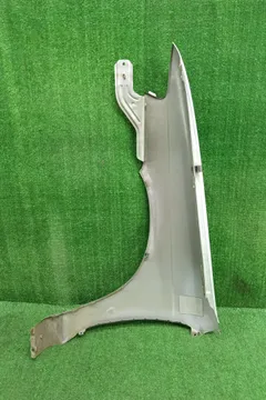 КРЫЛО НА NISSAN AVENIR W11