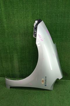 КРЫЛО НА TOYOTA PRIUS NHW20