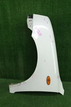 КРЫЛО НА NISSAN MARCH K11