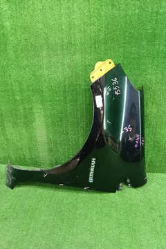 КРЫЛО НА TOYOTA AQUA NHP10