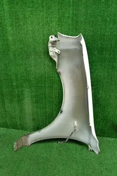 КРЫЛО НА NISSAN MARCH K11