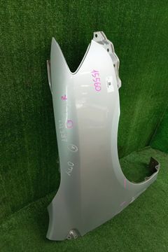 КРЫЛО НА TOYOTA COROLLA FIELDER ZRE142G