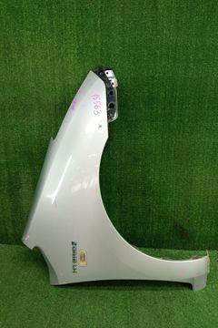 КРЫЛО НА TOYOTA PRIUS NHW20