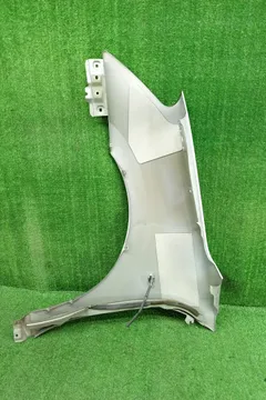 КРЫЛО НА NISSAN BLUEBIRD SYLPHY KG11