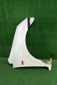 КРЫЛО НА HONDA STREAM RN1