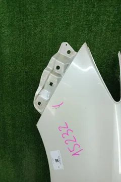 КРЫЛО НА TOYOTA WISH ZGE20G