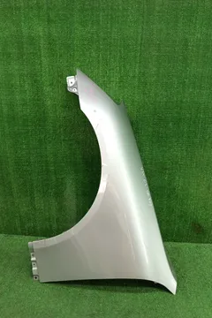 КРЫЛО НА NISSAN SKYLINE V35