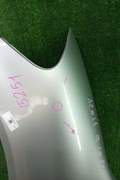 КРЫЛО НА TOYOTA IPSUM ACM21W