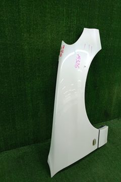 КРЫЛО НА TOYOTA ARISTO JZS160