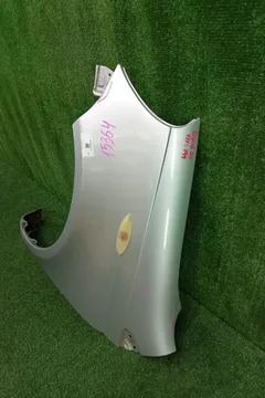 КРЫЛО НА TOYOTA VITZ SCP10