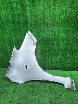 КРЫЛО НА TOYOTA VITZ SCP90