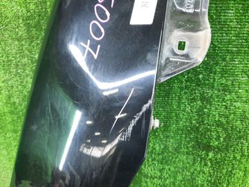 КРЫЛО НА TOYOTA AVENSIS AZT250