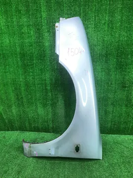КРЫЛО НА NISSAN AVENIR W10